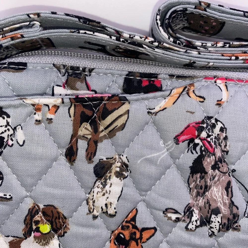 “Vera Bradley” Bucket Crossbody Bag in Cotton- (NWT) “Dog Show”Pattern - Picture 9 of 13